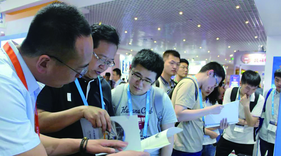 精准导航，引领智能，gcgc黄金城宇达亮相第十届中国卫星导航年会